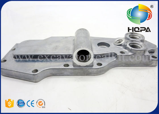 6D102 4D102 Komatsu Excavator Engine Parts PC200-7 6735-61-2220 Oil Cooler Cover Assy